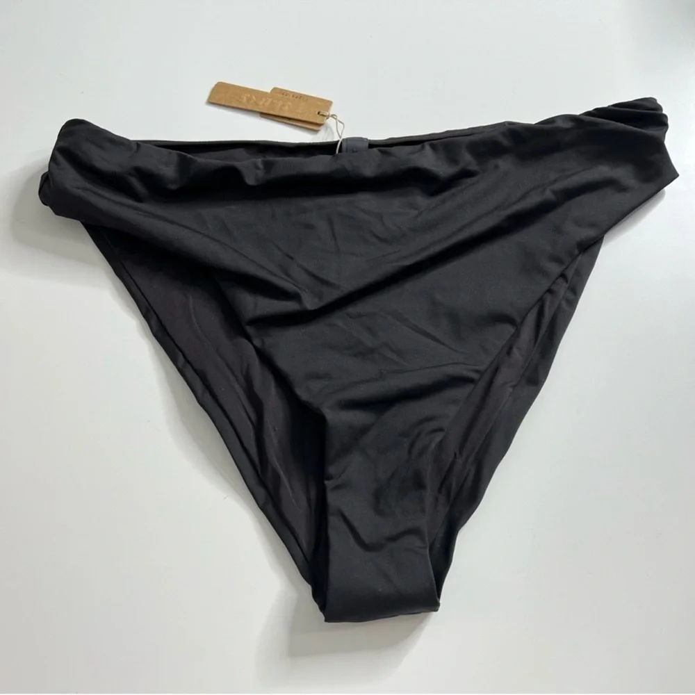 NWT SKIMS (B13) Swim Mid Waist Bottom Onyx S